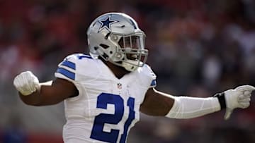 Oct 2, 2016; Santa Clara, CA, USA; Dallas Cowboys running back Ezekiel Elliott (21) celebrates his touchdown during the third quarter against the San Francisco 49ers at Levi