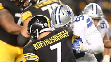 Nov 13, 2016; Pittsburgh, PA, USA; Dallas Cowboys defensive end Demarcus Lawrence (90) sacks Pittsburgh Steelers quarterback Ben Roethlisberger (7) during the third quarter at Heinz Field. Dallas won 35-30. Mandatory Credit: Charles LeClaire-USA TODAY Sports