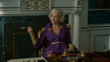 THE UMBRELLA ACADEMY KATE WALSH as THE HANDLER in episode 207 of THE UMBRELLA ACADEMY Cr. CHRISTOS KALOHORIDIS/NETFLIX © 2020