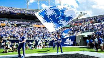Kentucky cheerleaders