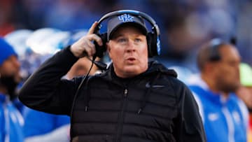 Kentucky Wildcats head coach Mark Stoops looks on (Jordan Prather-USA TODAY Sports)