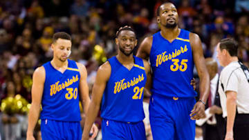 CLEVELAND, OH - DECEMBER 25: Stephen Curry