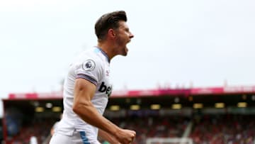 BOURNEMOUTH, ENGLAND - SEPTEMBER 28: Aaron Cresswell of West Ham United celebrates after scoring his team's second goal during the Premier League match between AFC Bournemouth and West Ham United at Vitality Stadium on September 28, 2019 in Bournemouth, United Kingdom. (Photo by Steve Bardens/Getty Images)