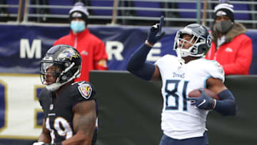 BALTIMORE, MARYLAND - NOVEMBER 22: Jonnu Smith #81 of the Tennessee Titans (Photo by Patrick Smith/Getty Images)