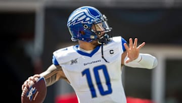 WASHINGTON, DC - MARCH 08: Jordan Ta'Amu #10 of the St. Louis Battlehawks throws the ball before the XFL game against the DC Defenders at Audi Field on March 8, 2020 in Washington, DC. (Photo by Scott Taetsch/Getty Images)
