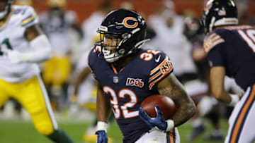 CHICAGO, ILLINOIS - SEPTEMBER 05: David Montgomery #32 of the Chicago Bears runs with the ball during the first quarter against the Green Bay Packers in the game at Soldier Field on September 05, 2019 in Chicago, Illinois. (Photo by Jonathan Daniel/Getty Images)