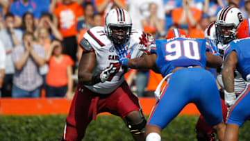 South Carolina football offensive tackle Brandon Shell blocks against Florida. Mandatory Credit: Kim Klement-USA TODAY Sports