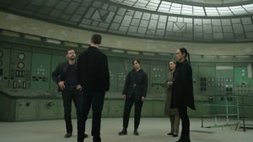 “Left of Boom” – The Fly Team lands in hot water when Vo is found at the scene where a Hungarian gambling regulator was murdered, on the CBS Original series FBI: INTERNATIONAL, Tuesday, April 12 (9:00-10:00 PM, ET/PT) on the CBS Television Network, and available to stream live and on demand on Paramount+.Pictured (L-R): Luke Kleintank as Special Agent Scott Forrester, Heida Reed as Special Agent Jamie Kellett, Christiane Paul as Europol Agent Katrin Jaeger, and Vinessa Vidotto as Special Agent Cameron Vo. Photo: Nelly Kiss/CBS ©2022 CBS Broadcasting, Inc. All Rights Reserved.