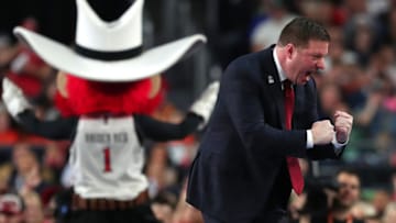 MINNEAPOLIS, MINNESOTA - APRIL 06: Head coach Chris Beard of the Texas Tech Red Raiders reacts during the first half against the Michigan State Spartans during the 2019 NCAA Final Four semifinal at U.S. Bank Stadium on April 6, 2019 in Minneapolis, Minnesota. (Photo by Tom Pennington/Getty Images)