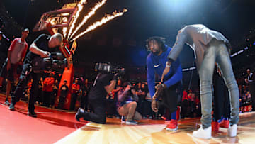 LOS ANGELES, CA - OCTOBER 21: DeAndre Jordan