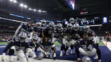ARLINGTON, TEXAS - NOVEMBER 05: The Dallas Cowboys defense poses for a photo in the endzone during play against the Tennessee Titans at AT&T Stadium on November 05, 2018 in Arlington, Texas. (Photo by Ronald Martinez/Getty Images)