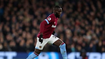 LONDON, ENGLAND - DECEMBER 15: Arthur Masuaku of West Ham United during the Premier League match between Fulham FC and West Ham United at Craven Cottage on December 15, 2018 in London, United Kingdom. (Photo by Catherine Ivill/Getty Images)