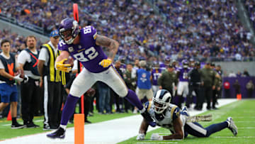 MINNEAPOLIS, MN - NOVEMBER 19: Kyle Rudolph #82 of the Minnesota Vikings stretches the ball out for a first down at the end of the third quarter of the game against the Los Angeles Rams on November 19, 2017 at U.S. Bank Stadium in Minneapolis, Minnesota. (Photo by Adam Bettcher/Getty Images)