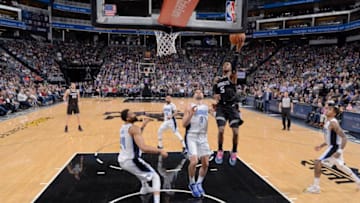 SACRAMENTO, CA - JANUARY 13: De'Aaron Fox #5 of the Sacramento Kings shoots the ball against the Orlando Magic on January 13, 2020 at Golden 1 Center in Sacramento, California. NOTE TO USER: User expressly acknowledges and agrees that, by downloading and or using this Photograph, user is consenting to the terms and conditions of the Getty Images License Agreement. Mandatory Copyright Notice: Copyright 2020 NBAE (Photo by Rocky Widner/NBAE via Getty Images)