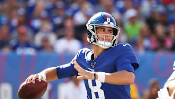 EAST RUTHERFORD, NEW JERSEY - SEPTEMBER 29: Daniel Jones #8 of the New York Giants passes against the Washington Redskins during their game at MetLife Stadium on September 29, 2019 in East Rutherford, New Jersey. (Photo by Al Bello/Getty Images)