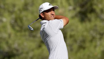 LAS VEGAS, NEVADA - OCTOBER 18: Xander Schauffele hits off the thirteen tee during the final round of the CJ Cup @ Shadow Creek on October 18, 2020 in Las Vegas, Nevada (Photo by Matthew Stockman/Getty Images)