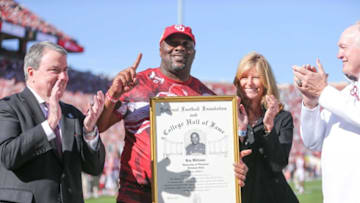 Roy Williams receives a plaque for the College Hall of Fame during a college football game between the University of Oklahoma Sooners (OU) and the Baylor Bears at Gaylord Family - Oklahoma Memorial Stadium in Norman, Okla., Saturday, Nov. 5, 2022.Ou Vs Baylor