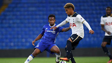 LONDON, ENGLAND - SEPTEMBER 09: Josimar Quintero of Chelsea and Marcus Edwards of Tottenham Hotspur during a Premier League 2 match between Chelsea and Tottenham Hotspur at Stamford Bridge on September 9, 2016 in London, England. (Photo by Darren Walsh/Chelsea FC via Getty Images)