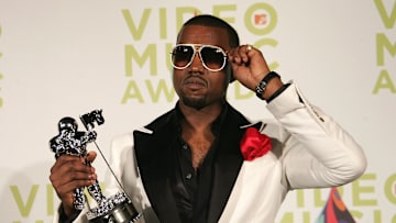 Kanye West ha sido penalizado por Twitter por sus polémicos mensajes