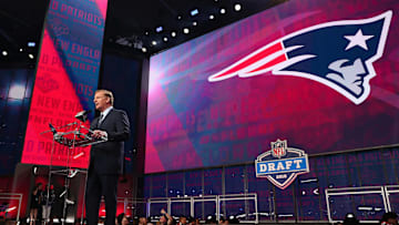 Los New England Patriots obtendrán dos picks en la tercera ronda y dos en la sexta, lo que los llevará a un total de 12 selecciones de draft este año