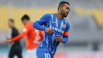 Provável retorno de Alex Teixeira ao Vasco da Gama ganhou força nas redes sociais. 