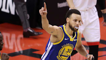 Stephen Curry volverá en contra de los Raptors luego de perderse la mayor parte de la temporada