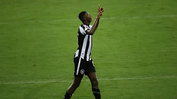 Babi não fez bom jogo contra a Portuguesa