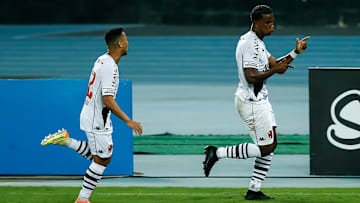 Vasco está no G-4 e pode subir ainda mais na tabela do Brasileirão Vasco está no G-4 e pode subir ainda mais na tabela do Brasileirão