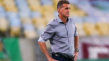 Vagner Mancini tenta remotivar Atlético-GO após derrota