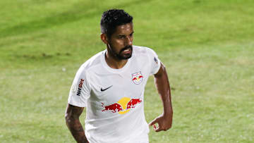Aderlan anotou um golaço no Maracanã, contra o Flamengo