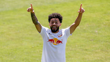 Red Bull Bragantino e Bahia se enfrentam pela 22ª rodada do Campeonato Brasileiro.