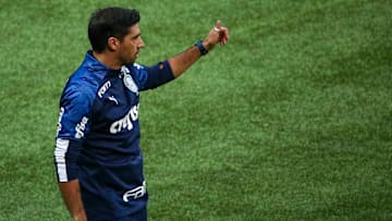 Em entrevista ao Seleção SportTV, Abel Ferreira comentou sobre referências na profissão e como aplicou conceitos de Gallardo contra o Corinthians. 