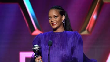 Rihanna a aumentado su fortuna gracias a su marca de ropa interior