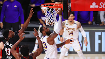 LeBron James anotó 11 puntos en el primer tiempo del sexto juego de Las Finales