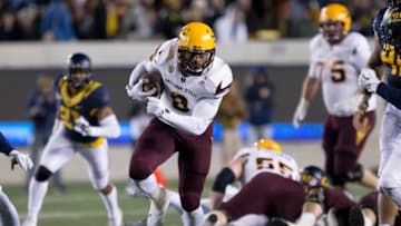 Nov 28, 2015; Berkeley, CA, USA; Arizona State Sun Devils wide receiver D.J. Foster (8) carries the ball against the California Golden Bears during the second quarter at Memorial Stadium. Mandatory Credit: Kelley L Cox-USA TODAY Sports