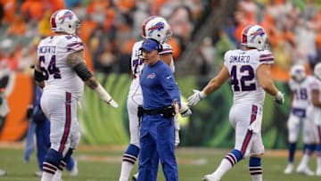 CINCINNATI, OH - OCTOBER 8: Head coach Sean McDermott of the Buffalo Bills congratulates Richie Incognito