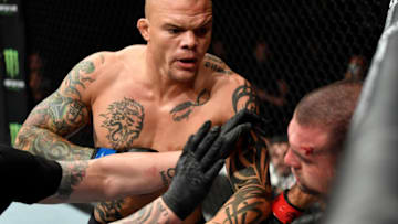 HAMBURG, GERMANY - JULY 22: (L-R) Anthony Smith punches Mauricio Rua of Brazil in their light heavyweight bout during the UFC Fight Night at Barclaycard Arena on July 22, 2018 in Hamburg, Germany. (Photo by Jeff Bottari/Zuffa LLC/Zuffa LLC via Getty Images)