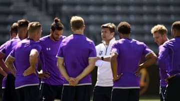 Jul 28, 2015; Denver, CO, USA; Tottenham Hotspur head coach Mauricio Pochettino talks with his team during training in advance of the 2015 MLS All Star Game at Dick's Sporting Goods Park. Mandatory Credit: Kyle Terada-USA TODAY Sports