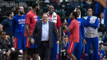 Jan 7, 2015; Dallas, TX, USA; Detroit Pistons head coach Stan Van Gundy and the Pistons celebrate the win over the Dallas Mavericks at the American Airlines Center. The Pistons defeated the Mavericks 108-95. Mandatory Credit: Jerome Miron-USA TODAY Sports