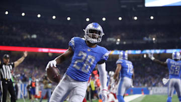 DETROIT, MI - SEPTEMBER 10: Quandre Diggs #28 of the Detroit Lions scores a touchdown during the second half against the Arizona Cardinals at Ford Field on September 10, 2017 in Detroit, Michigan. (Photo by Gregory Shamus/Getty Images)