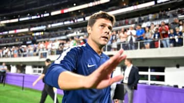 MINNEAPOLIS, MN - JULY 31: Head coach Mauricio Pochettino of the Tottenham Hotspur leaves the field after defeating AC Milan at the International Champions Cup 2018 at U.S. Bank Stadium on July 31, 2018 in Minneapolis, Minnesota. (Photo by Jules Ameel/Getty Images)