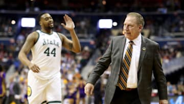 WASHINGTON, DC - MARCH 29: Head coach Tom Izzo and Nick Ward #44 of the Michigan State Spartans react against the LSU Tigers during the first half in the East Regional game of the 2019 NCAA Men's Basketball Tournament at Capital One Arena on March 29, 2019 in Washington, DC. (Photo by Rob Carr/Getty Images)