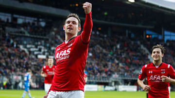 (L-R) Vincent Janssen of AZ Alkmaar, Joris van Overeem of AZ Alkmaar during the Dutch Eredivisie match between AZ and PEC Zwolle at the AFAS stadium on april 16, 2016 in Alkmaar, the Netherlands(Photo by VI Images via Getty Images)