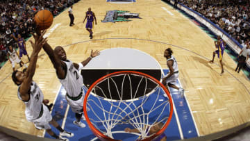 MINNEAPOLIS - JANUARY 10: Kevin Garnett