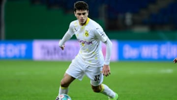 Gio Reyna of Borussia Dortmund in action (Photo by Oliver Hardt/Getty Images)