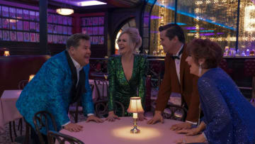 THE PROM (L to R) JAMES CORDEN as BARRY GLICKMAN, NICOLE KIDMAN as ANGIE DICKINSON, ANDREW RANNELLS as TRENT OLIVER, MERYL STREEP as DEE DEE ALLEN in THE PROM. Cr. MELINDA SUE GORDON/NETFLIX © 2020