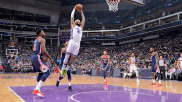 SACRAMENTO, CA - OCTOBER 26: Willie Cauley-Stein #00 of the Sacramento Kings dunks the ball against the Washington Wizards on October 26, 2018 at Golden 1 Center in Sacramento, California. NOTE TO USER: User expressly acknowledges and agrees that, by downloading and/or using this photograph, user is consenting to the terms and conditions of the Getty Images License Agreement. Mandatory Copyright Notice: Copyright 2018 NBAE (Photo by Rocky Widner/NBAE via Getty Images)