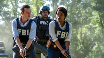 "Run Rudolph Run" -- The FBI identifies serial bomber Eric Rudolph and gives chase, but Rudolph escapes into the wilderness. Also, Richard Jewell proves his innocence and decides to appeal to the press for help, on MANHUNT: DEADLY GAMES, Monday, Oct. 19 (10:00-11:00 PM, ET/PT) on the CBS Television Network. Pictured L to R: Gethin Anthony as FBI Agent Jack Brennan and Kelly Jenrette as FBI Agent Stacey Knox. Photo: Lewis Jacobs/Lionsgate. All Rights Reserved.