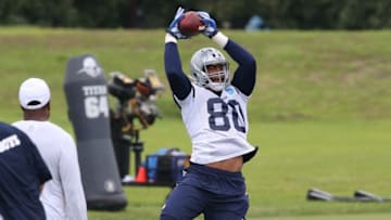 Jun 14, 2016; Irving, TX, USA; Dallas Cowboys tight end Rico Gathers (80) makes a catch during minicamp at Dallas Cowboys Headquarters. Mandatory Credit: Matthew Emmons-USA TODAY Sports