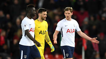 LIVERPOOL, ENGLAND - FEBRUARY 04: Jan Vertonghen of Tottenham Hotspur speaks to Hugo Lloris of Tottenham Hotspur and Davinson Sanchez of Tottenham Hotspur at half time during the Premier League match between Liverpool and Tottenham Hotspur at Anfield on February 4, 2018 in Liverpool, England. (Photo by Michael Regan/Getty Images)